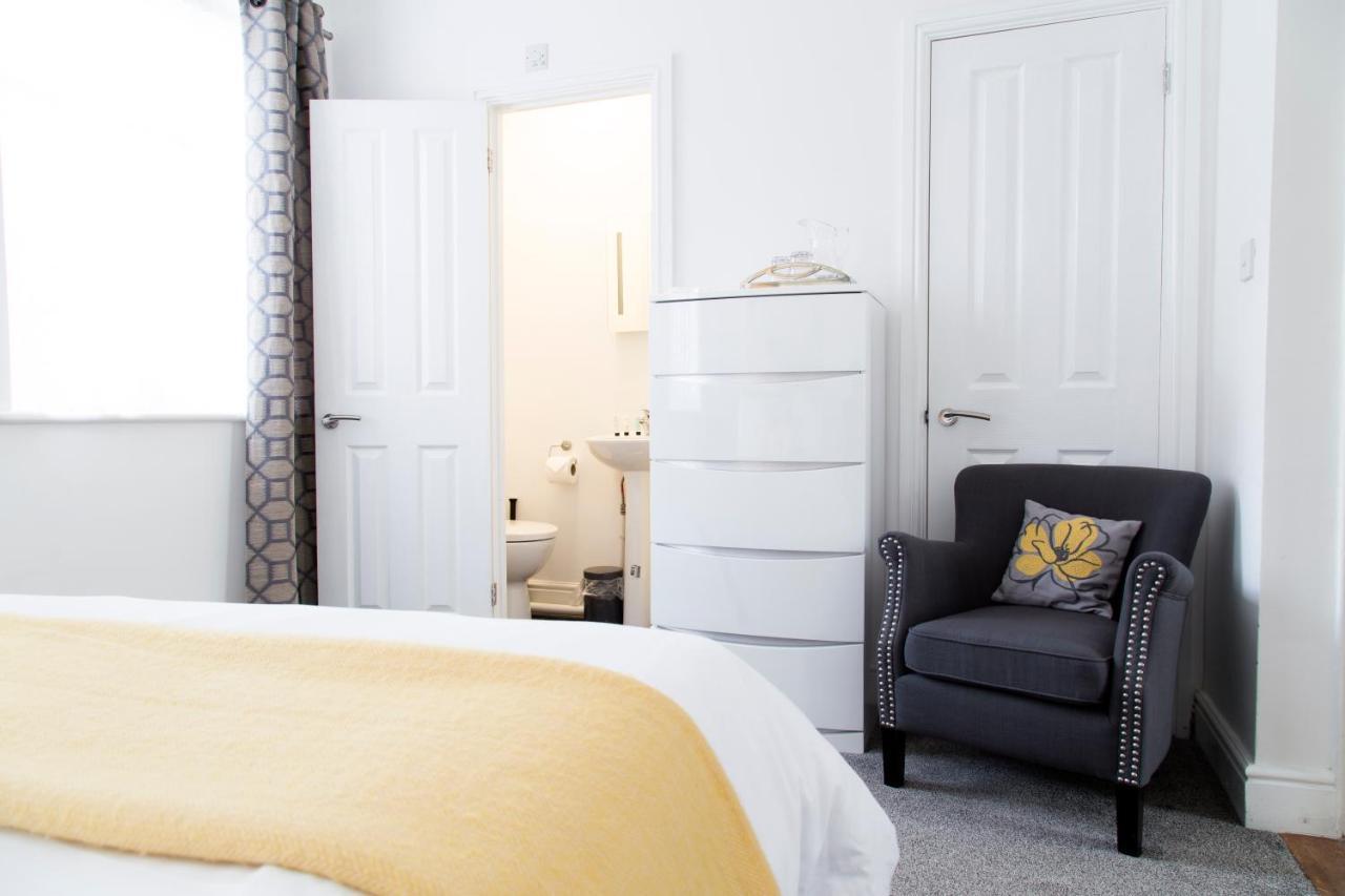 Cambridge City Studios By Payman Club Extérieur photo
